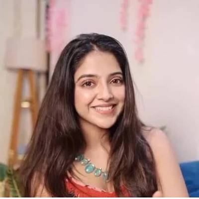 Khushi Dubey as Gauri Sharma Pratap Singh