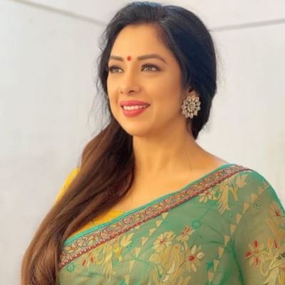 Rupali Ganguly as Anupama Joshi Kapadia