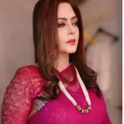 Seema Kapoor as Maya Shukla