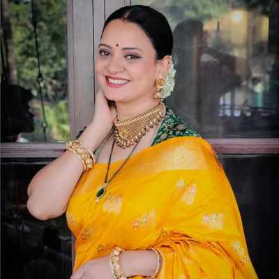 Sharvari Lohokare as  Manjiri Dadasaheb Rampure